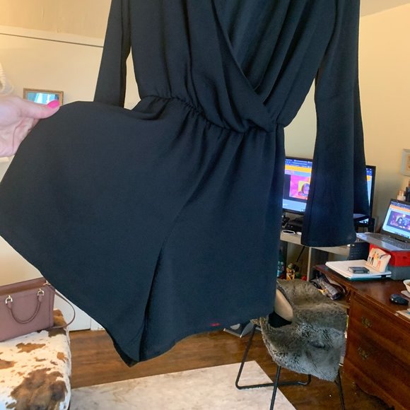 Black Bell Sleeved Romper - Picture 2 of 5